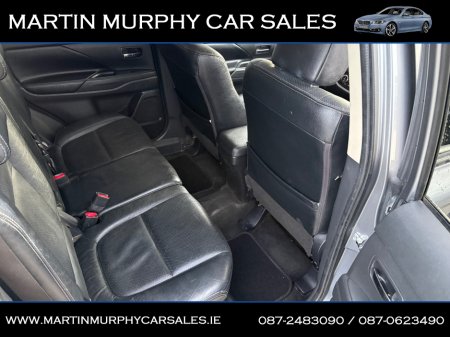 2015 Mitsubishi Outlander - thumbnail 14