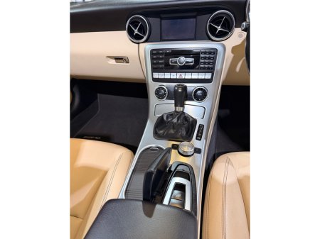 2015 Mercedes-Benz SLK Class 200 BLUE EFFICIENCY AMG SPORT 2DR AUTO €17,950 thumbnail