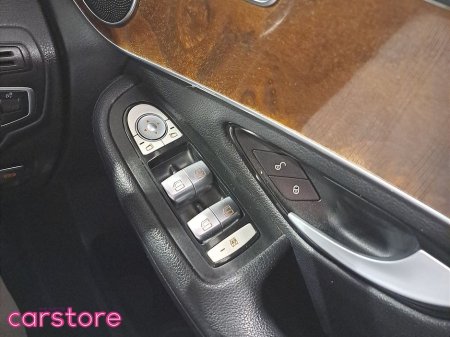 2017 Mercedes-Benz GLC Class - thumbnail 24