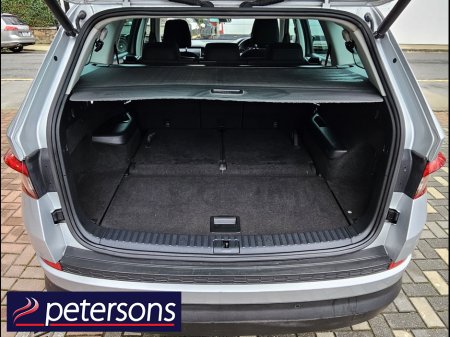 2017 Skoda Kodiaq AMBITION 2.0 TDI 150HP DSG 7 SEATER AUTOMATIC €23,950 thumbnail