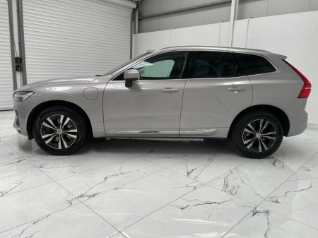 2023 Volvo XC60 - thumbnail 6