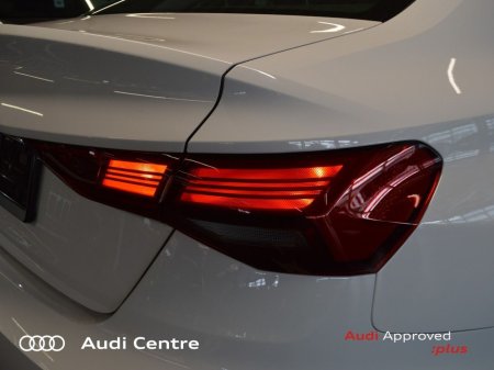 2025 Audi A3 A3 SAL 30 TDI 115HP SE €38,999 thumbnail