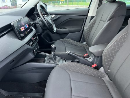 2021 Skoda Kamiq AMBITION 1.0 TSI 110HP 5DR €18,500 thumbnail