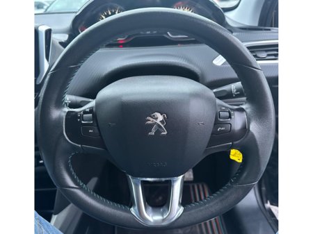 2016 Peugeot 2008 1.2 Petrol Compact SUV Automatic 2016 (1880) €9,995 thumbnail