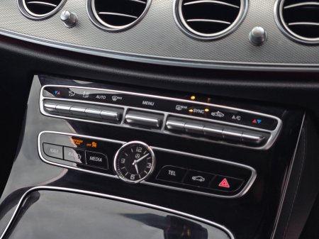 2017 Mercedes-Benz E Class - thumbnail 25