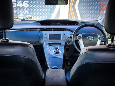 2015 Toyota Prius - thumbnail 22