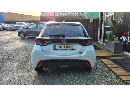 2020 Toyota Yaris Hybrid X Pack Automatic €14,950 thumbnail