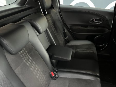 2021 Honda Vezel €23950 2021 HONDA VEZEL RS HYBRID SENSING 1.5 AUTOMATIC / CRUISE CONTROL / REVERSE CAMERA / HEATED SEATS €23,950 thumbnail