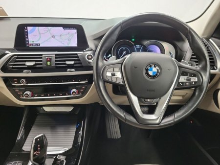 2021 BMW X3 xDrive30e xLine €43,975 thumbnail