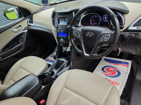 2015 Hyundai Santa Fe 2.2 CRDi 4WD Executive €11,950 thumbnail