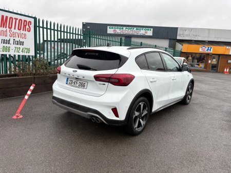 2023 Ford Focus ACTIVE 5DR 1.0T 125 MHEV €25,950 thumbnail