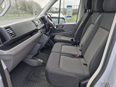 2018 Volkswagen Crafter 30 MWB 140HP MANUAL 6SPEED FWD HR 5DR €13,450 thumbnail
