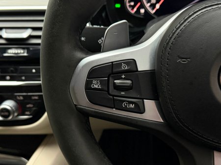 2018 BMW 5 Series 530E M SPORT €24,990 thumbnail