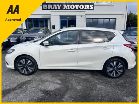 2017 Nissan Pulsar - view 3