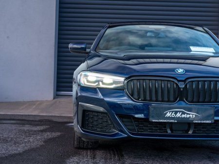 2023 BMW 5 Series - thumbnail 3