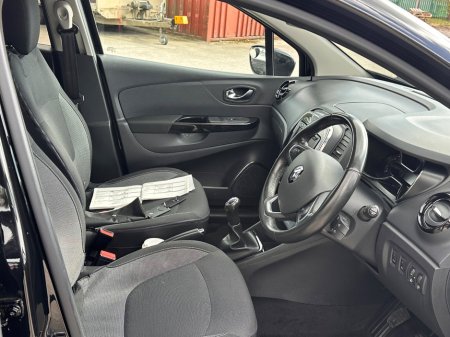 2017 Renault Captur - thumbnail 10