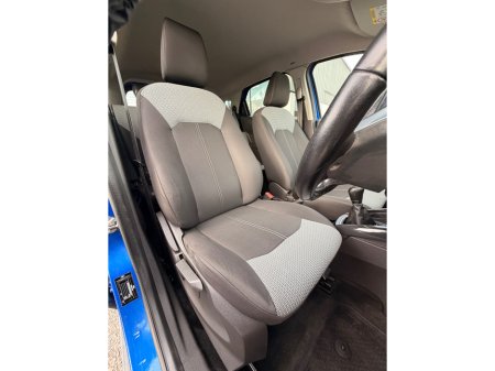 2016 Ford Ecosport - thumbnail 10