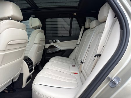 2019 BMW X5 - thumbnail 11