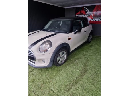 2014 MINI Hatch - thumbnail 3