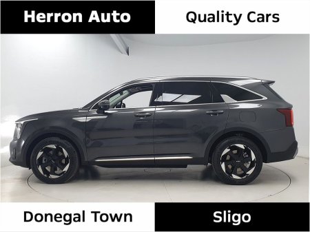 2025 Kia Sorento - thumbnail 2