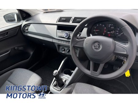 2016 Skoda Fabia - thumbnail 6