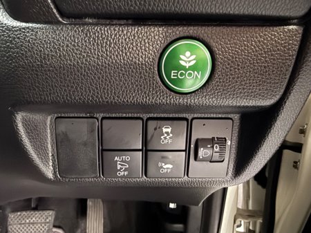 2017 Honda Fit  €11,790 thumbnail