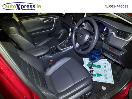 2020 Toyota Rav4 - view 2