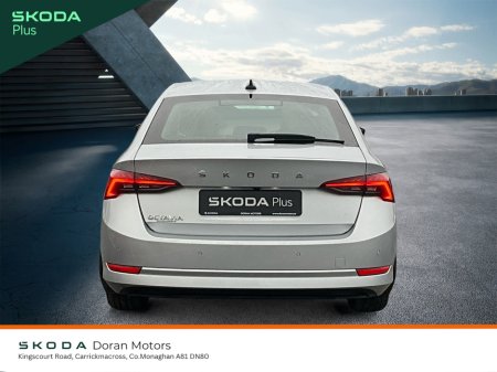 2022 Skoda Octavia STYLE 2.0 TDI 115HP 5DR €27,500 thumbnail