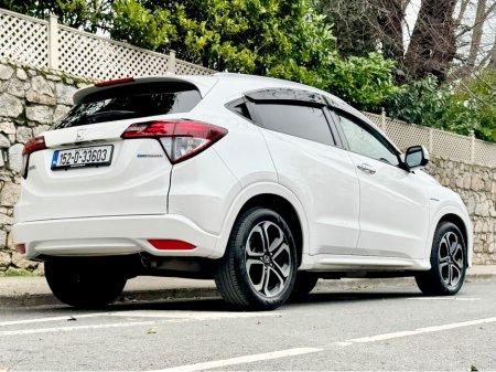 2015 Honda Vezel 1.5l HYBRID!!!AUTO!!ONLY 68K MLS !! €13,900 thumbnail