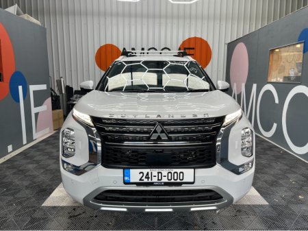 2024 Mitsubishi Outlander - photo 6