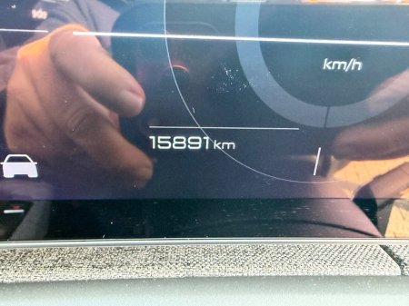 2025 Peugeot 5008 - thumbnail 10