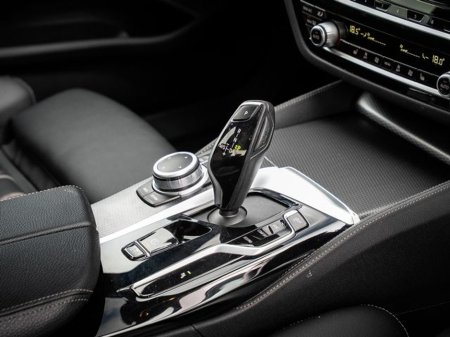 2022 BMW 5 Series - thumbnail 9