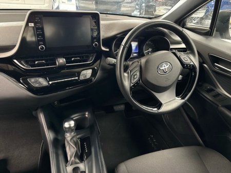 2023 Toyota C-HR - thumbnail 8