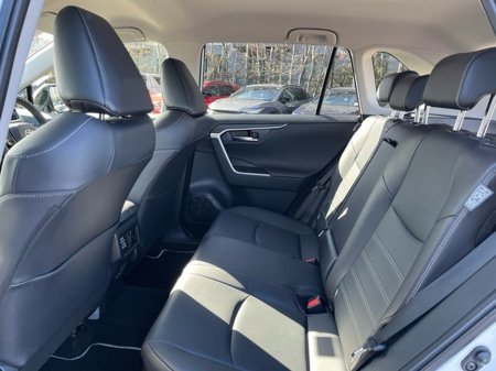 2025 Toyota Rav4 - thumbnail 7