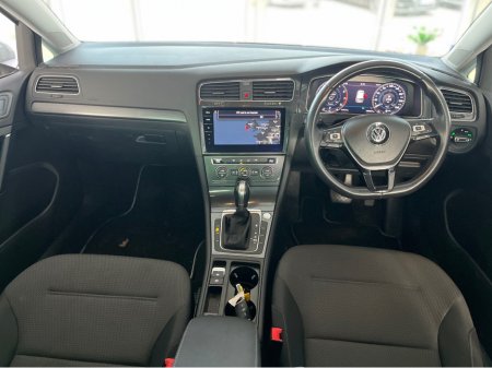 2019 Volkswagen Golf 1.2 Tsi Comfortline Dsg Automatic €18,950 thumbnail