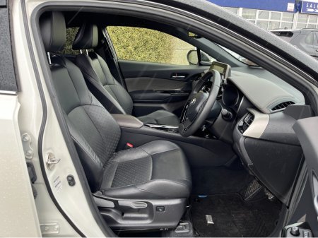 2020 Toyota C-HR - thumbnail 10