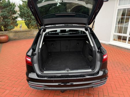 2020 Audi A4 35 TDI 163HP S Tronic SE €25,995 thumbnail