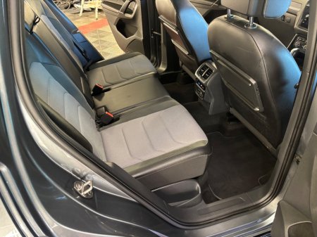 2018 Volkswagen Tiguan 2.0 TDI 150HP BMT 4WD Highline DSG €23,950 thumbnail