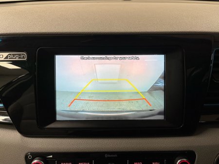 2019 Kia Niro 1.6 GDI PHEV - Reversing Camera - Sat Nav - Climate Control - Heated Seats - Keyless Start - Apple CarPlay/Android Auto €19,950 thumbnail