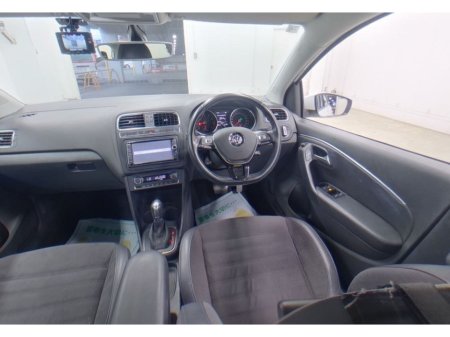 2016 Volkswagen Polo - thumbnail 5