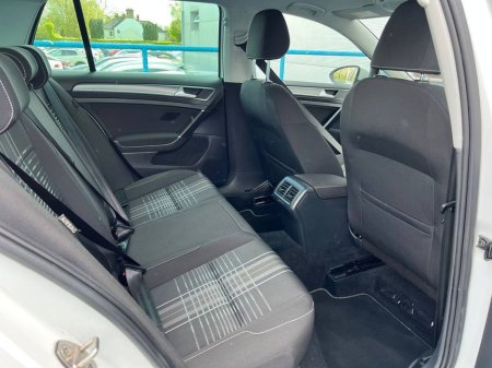 2015 Volkswagen Golf - thumbnail 8