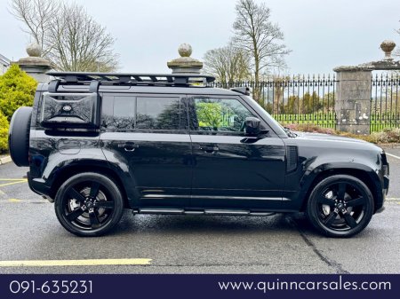 2023 Land Rover Defender 110 P400e X-DYNANIC AUTO URBAN==HUGE SPEC== €84,950 thumbnail