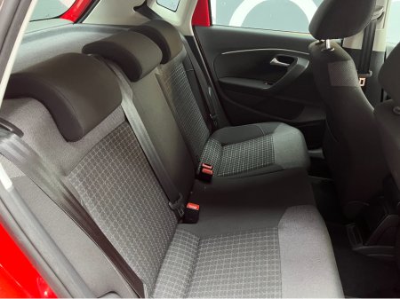 2014 Volkswagen Polo - thumbnail 11