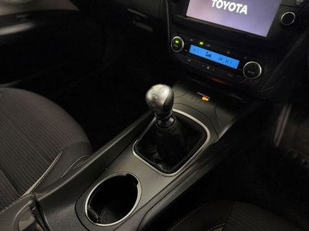 2017 Toyota Avensis 2.0 D4D Business Edition S/S 4DR €10,777 thumbnail