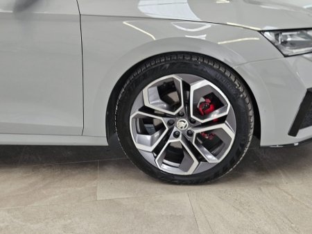 2021 Skoda Octavia - thumbnail 6