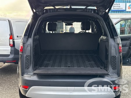 2021 Land Rover Discovery 3.0 COMMERCIAL AUTO €31,950 thumbnail