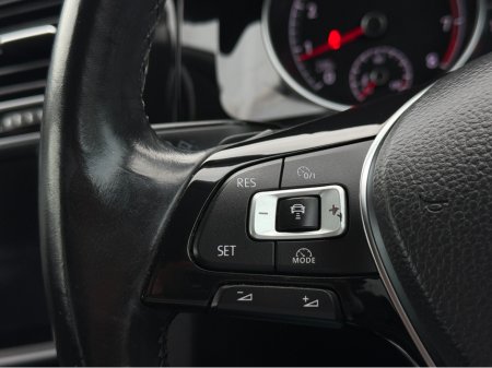 2015 Volkswagen Golf 1.4 HIGHLINE  ALCANTARA SEATS PRIVACY GLASS REVERSE CAMERA LOW TAX BAND €14,750 thumbnail