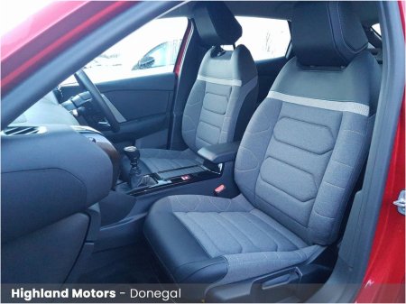 2025 Citroen C4 PureTech 100 S&S BVM6 €6.4 YOU! €25,900 thumbnail