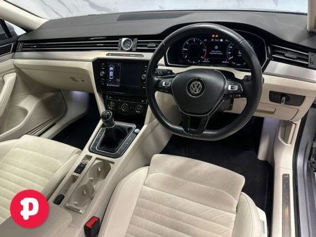 2018 Volkswagen Passat Highline 1.6TDI 120HP 4DR - Straight Sale Discount €19,950 thumbnail