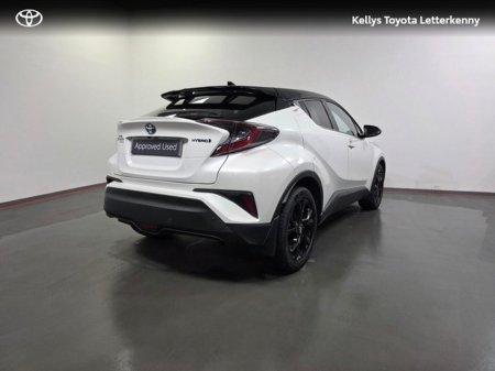 2019 Toyota C-HR C-HR HYBRID LUNA SPORT #125 €15,895